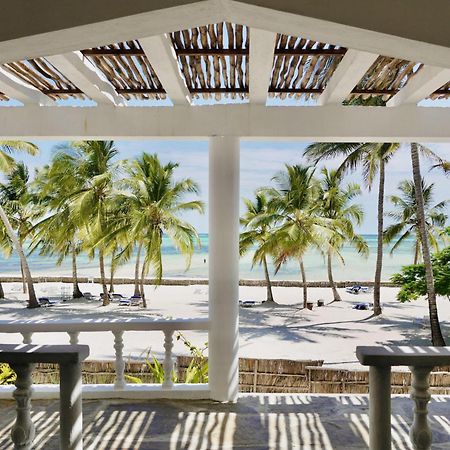 Jacaranda Beach Resort Watamu Exterior foto